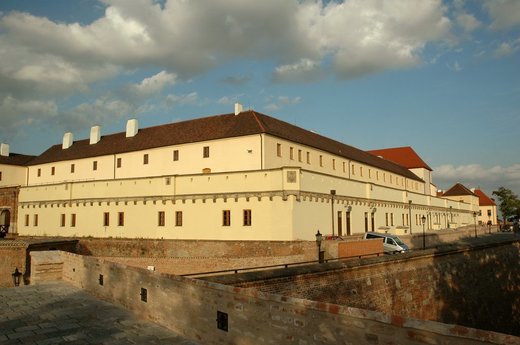 S 0004.jpg